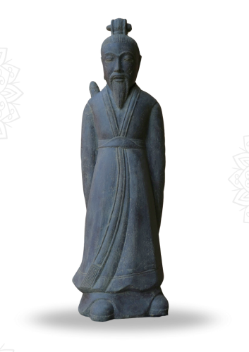 Product image of the product “Standing Samurai with sword on the back. 125cm height. ”